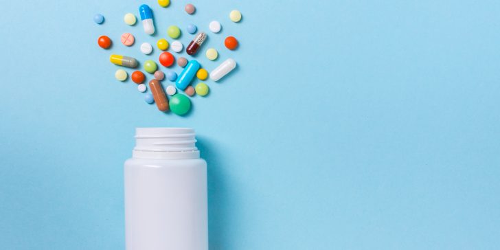 bottle and pills药瓶和药片大图